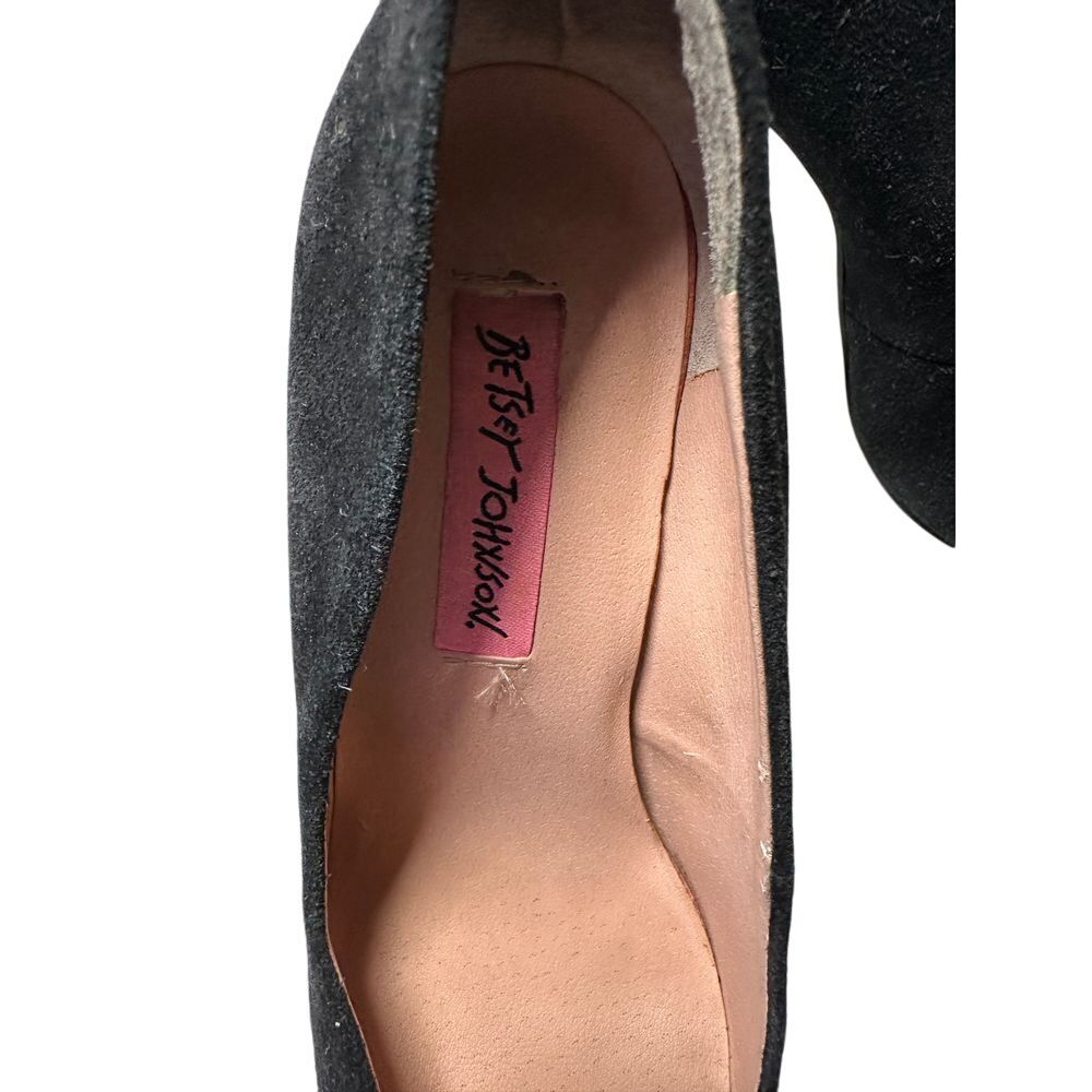 Betsey Johnson Black Suede Bow Pointed Toe Kitten Heel Pumps Classic Shoes - Picture 6 of 10
